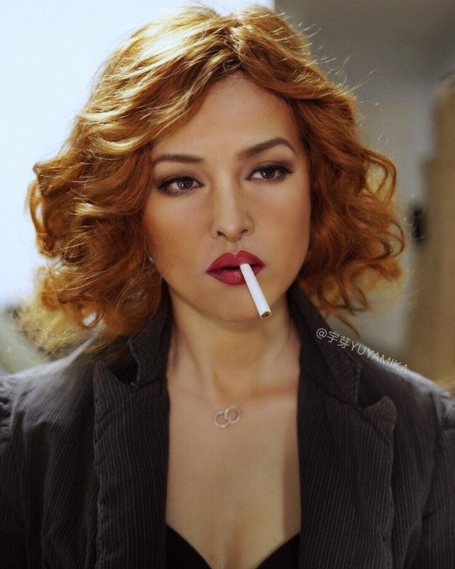 Как китаянка превратилась в Джонни Деппа за 10 шагов с помощью макияжа