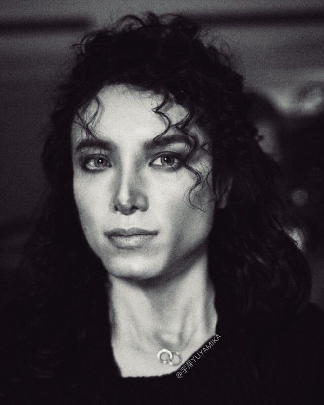 Как китаянка превратилась в Джонни Деппа за 10 шагов с помощью макияжа