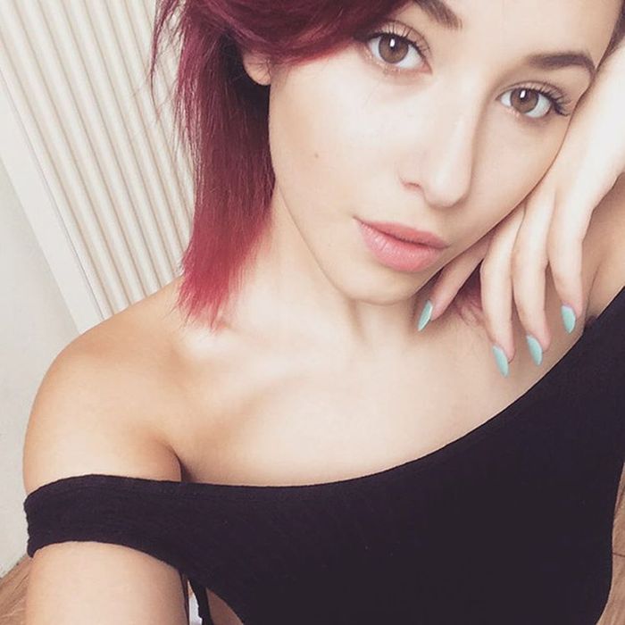 Красивые и милые девушки с естественной красотой