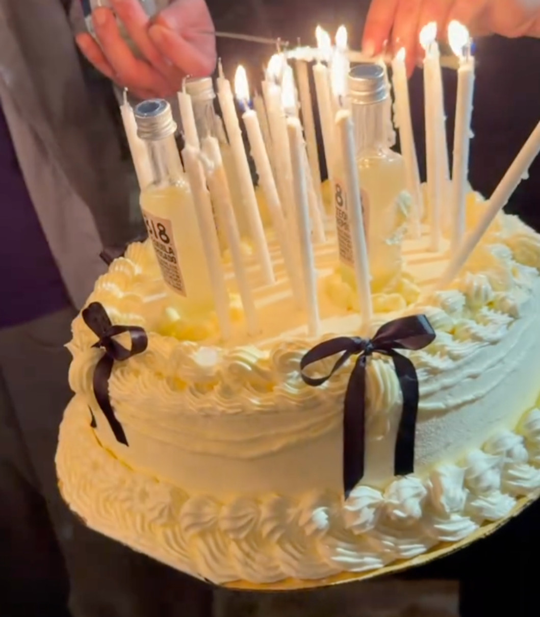 Кім Кардашян показала сімейну вечірку на 30-річчя Кендалл Дженнер