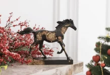 2026 — рік Червоного Вогняного Коня: що обіцяє символ року, як зустріти Новий рік і як залучити удачу