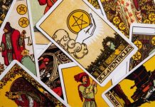 Таро-розклад на 6 листопада 2025 року: що карти обіцяють кожному знаку Зодіаку